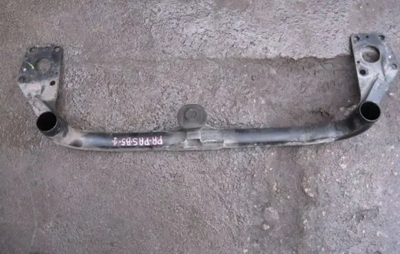 Volkswagen PASSAT B5 Bottom radiator support slam panel 