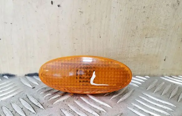 Nissan Almera N16 Front fender indicator light