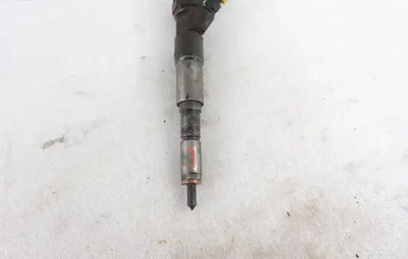 Land Rover Range Rover L322 Fuel injector 7785084 0445110047