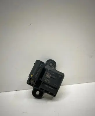 Mercedes-Benz C W204 Glow plug pre-heat relay A6519000900