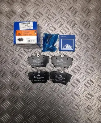 Nissan Primastar Brake pads (rear) 13046028402