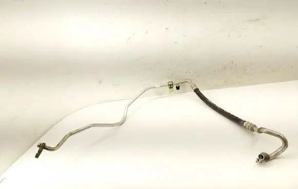 Air conditioning (A/C) pipe/hose