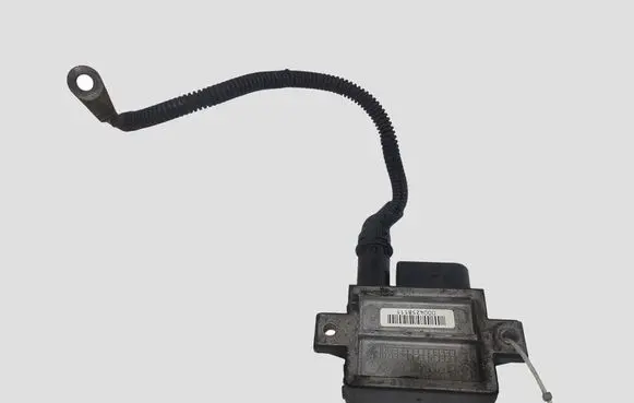 BMW 5 E60 E61 Glow plug pre-heat relay 779800003