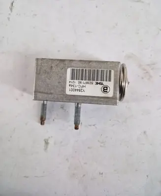 Peugeot 3008 I Air conditioning (A/C) expansion valve Y2844001