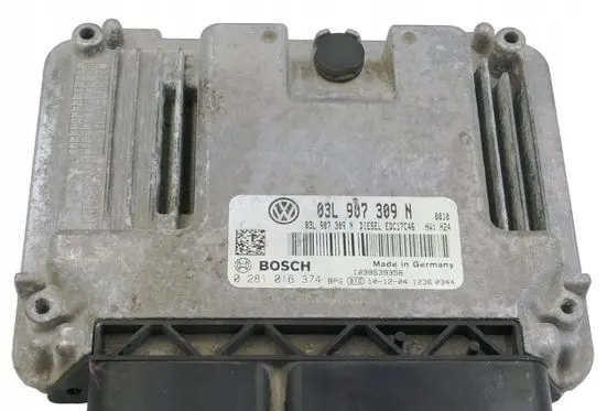 Volkswagen PASSAT B7 Engine control unit/module 03L907309N