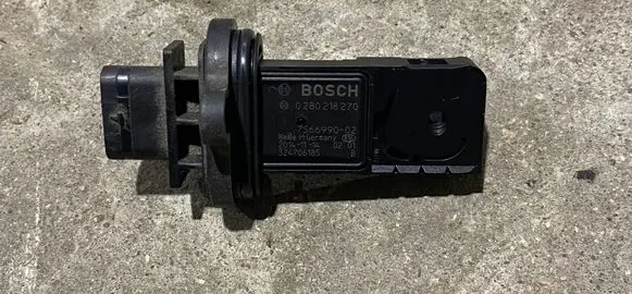 BMW 5 F10 F11 Mass air flow meter 0280218270 7566990 224706185
