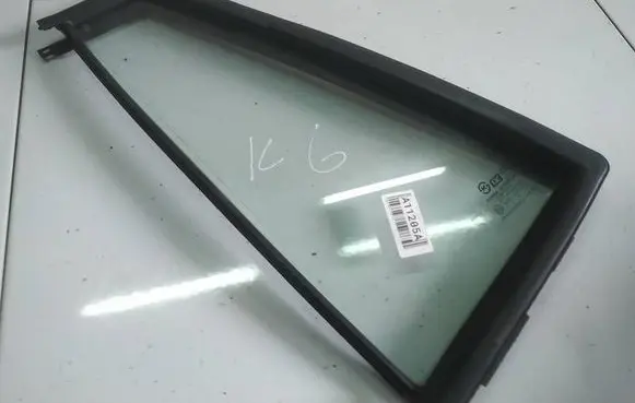 Hyundai Santa Fe Rear vent window glass AS2