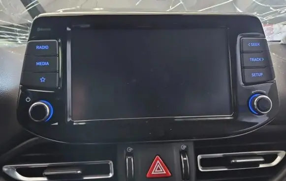 Hyundai i30 Radio/CD/DVD/GPS head unit 96160G4410RET IMPRK1368151