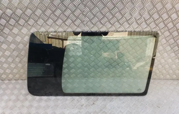 Volkswagen Transporter - Caravelle T4 Rear side window