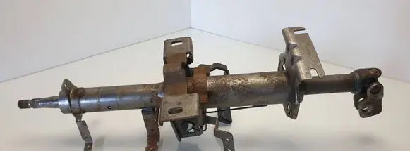 Nissan Almera Tino Steering wheel axle