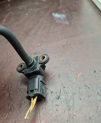 Mercedes-Benz C W203 Air pressure sensor A0041533328