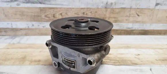 Ford Mondeo MK IV Power steering pump 10SKV038