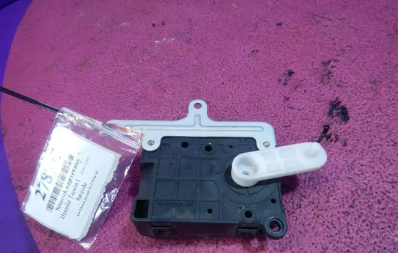 A/C air flow flap actuator/motor