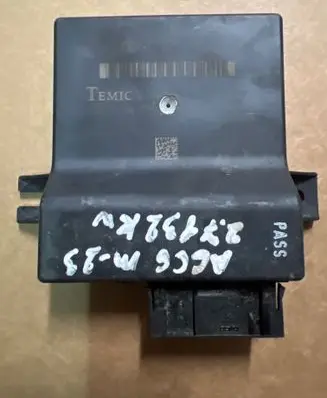 Audi A6 S6 C6 4F Gateway control module 4F0907468D 4F0910468A
