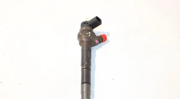 Volkswagen Golf VII Fuel injector 04L130277G 0445110477