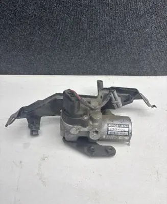 Toyota Prius (XW20) Master brake cylinder 4727047010