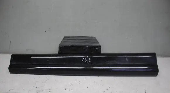 Audi Q2 - Front door trim (molding)