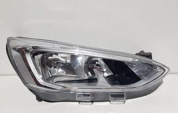 Ford Focus Headlight/headlamp JX7B13W029AE