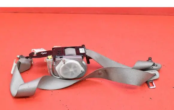 Hyundai Tucson JM Front seatbelt 888202E400