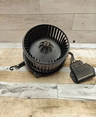 Toyota Corolla Verso E121 Heater fan/blower 19400015108D4