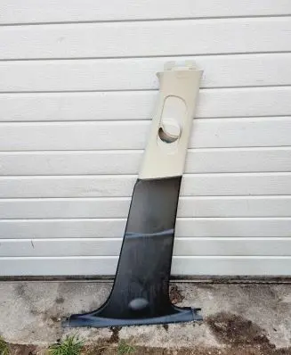 (B) pillar trim (top)