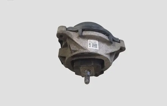 BMW 1 F20 F21 Engine mount bracket 678765803