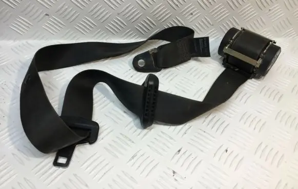 Dacia Logan I Front seatbelt 703971