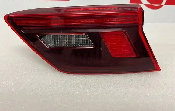 Volkswagen Tiguan Tailgate rear/tail lights 5NA945094F 2SA01252002 5NA945094