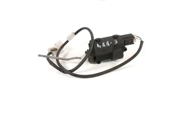 Mercedes-Benz G W461 W463 1st Gen Fuel tank cap lock A0009060904
