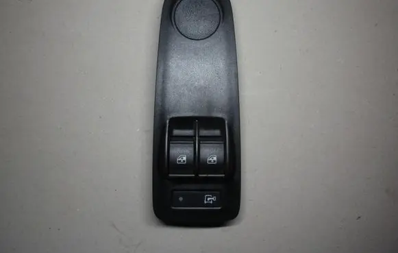 Peugeot Boxer Electric window control switch 07355329030 30170571