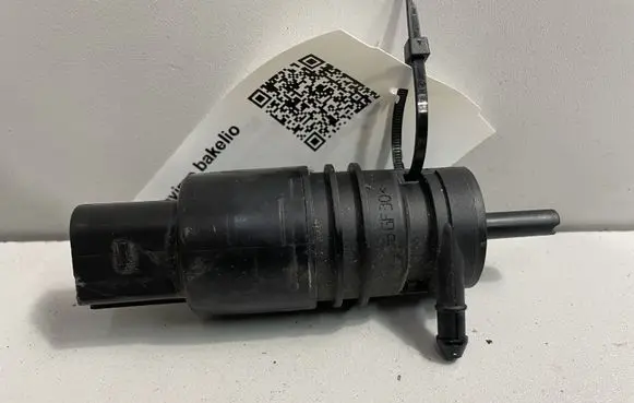 BMW 5 F10 F11 Windscreen/windshield washer pump 6934160