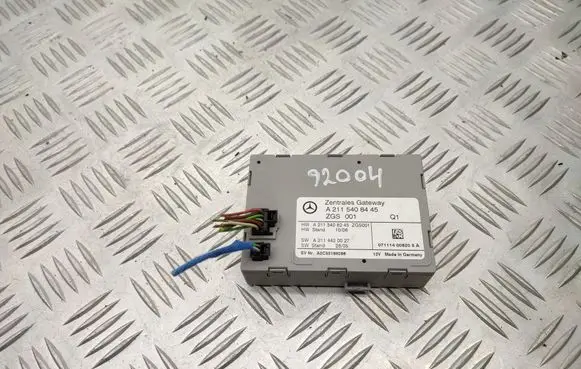 Mercedes-Benz E W211 Gateway control module A2115408445