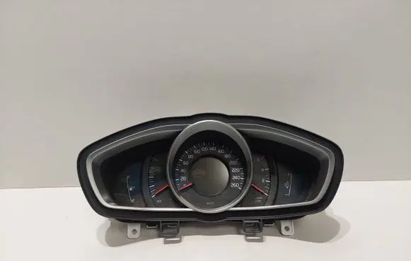 Volvo V40 Speedometer (instrument cluster) P31314481 31314481 799370U