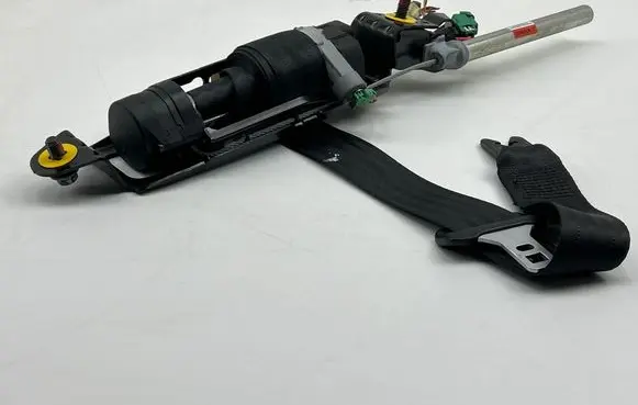 Volvo XC60 Front seatbelt 6164574L0B 1005180149 34199821