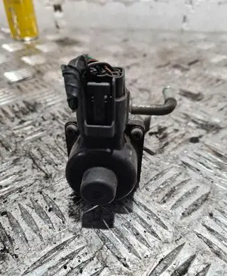 Ford Focus EGR valve 1S7C90475