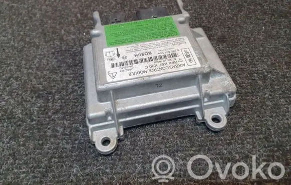 Mazda 3 I Airbag control unit/module BP4K57K30C 0285001554