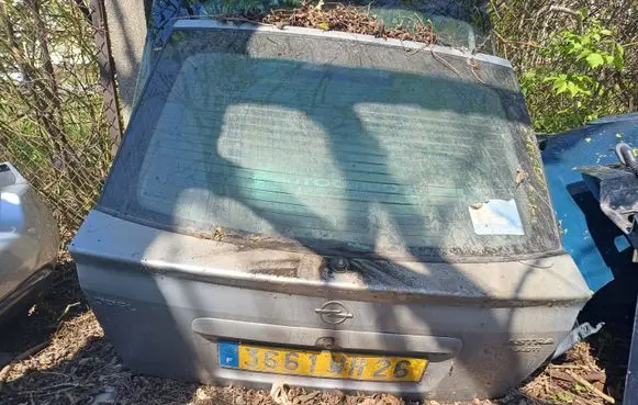 Opel Astra F Tailgate/trunk/boot lid