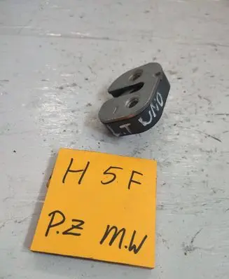 Fiat Uno Front door lock loop/hook striker 89416464