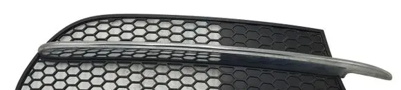 Alfa Romeo 147 Front bumper lower grill 46776670