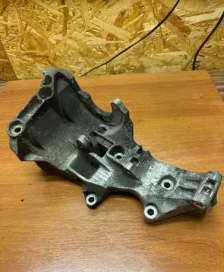 Audi A6 S6 C6 4F Generator/alternator bracket 03G903143D