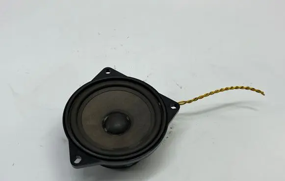 BMW X1 E84 Parcel shelf speaker 9143153 65139143153