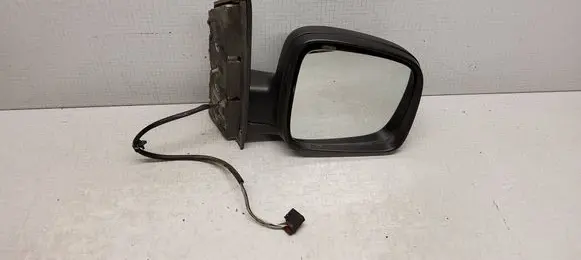Front door electric wing mirror
