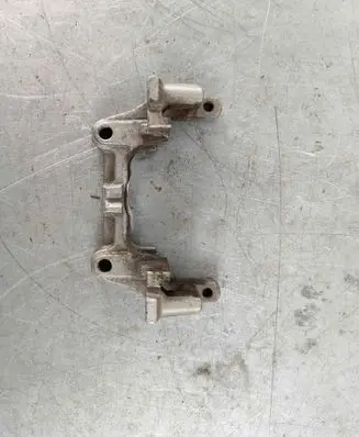 Rear brake caliper
