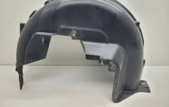 Peugeot 5008 II Rear arch 9816602480