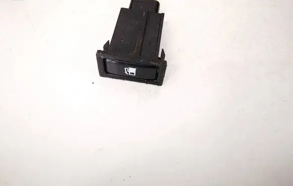 Toyota Avensis T250 Fuel tank opening switch 156795