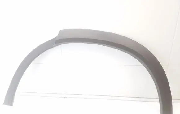 Maxus Euniq 6 Front arch trim SV5103