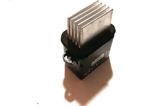 Nissan Pathfinder R50 Heater blower motor/fan resistor 19E624AA 7F1406589