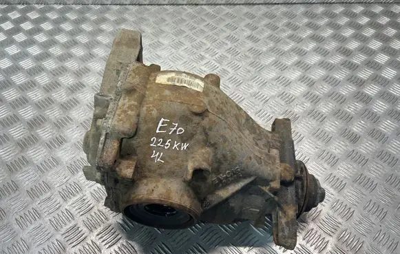 BMW X5 E70 Rear differential 7590913