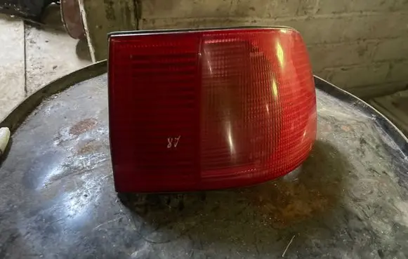 Audi A8 S8 D2 4D Rear/tail lights 292902
