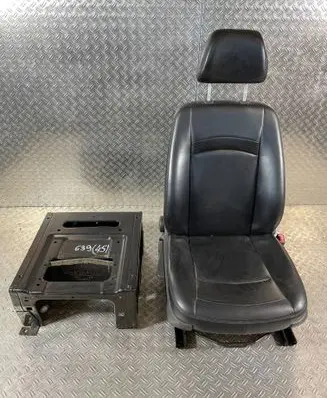 Mercedes-Benz Vito Viano W639 Front passenger seat
